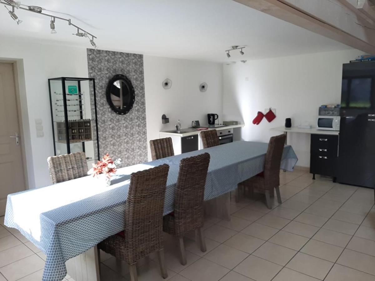 Les Pierres De Petreval - La Grange Bed & Breakfast Mentheville Bagian luar foto
