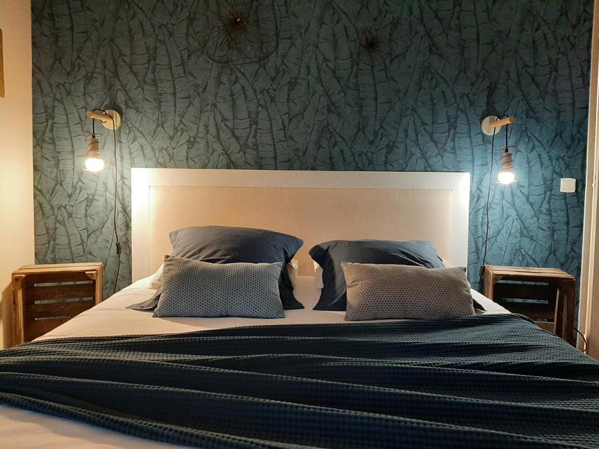 Les Pierres De Petreval - La Grange Bed & Breakfast Mentheville Bagian luar foto