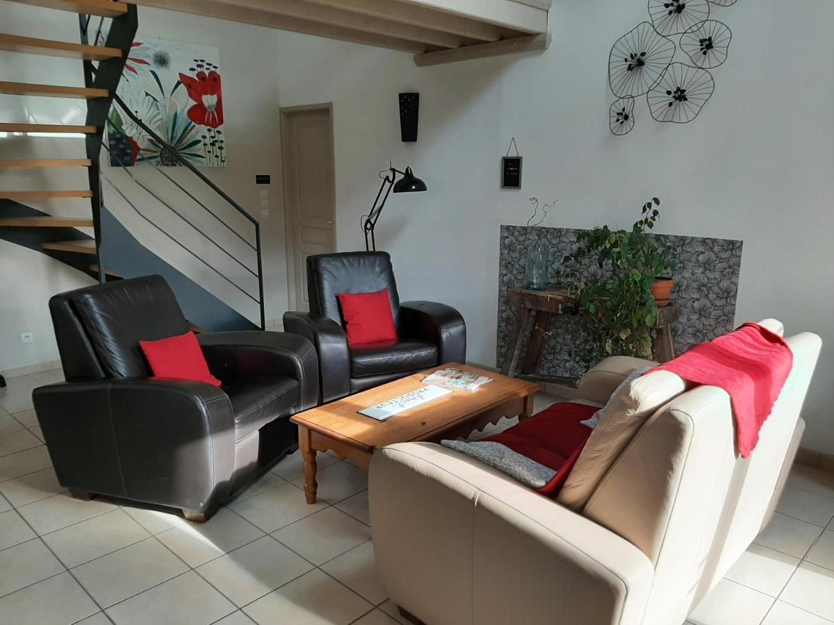 Les Pierres De Petreval - La Grange Bed & Breakfast Mentheville Bagian luar foto