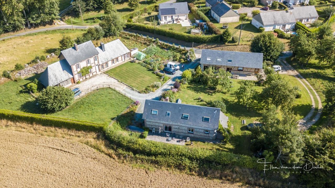 Les Pierres De Petreval - La Grange Bed & Breakfast Mentheville Bagian luar foto